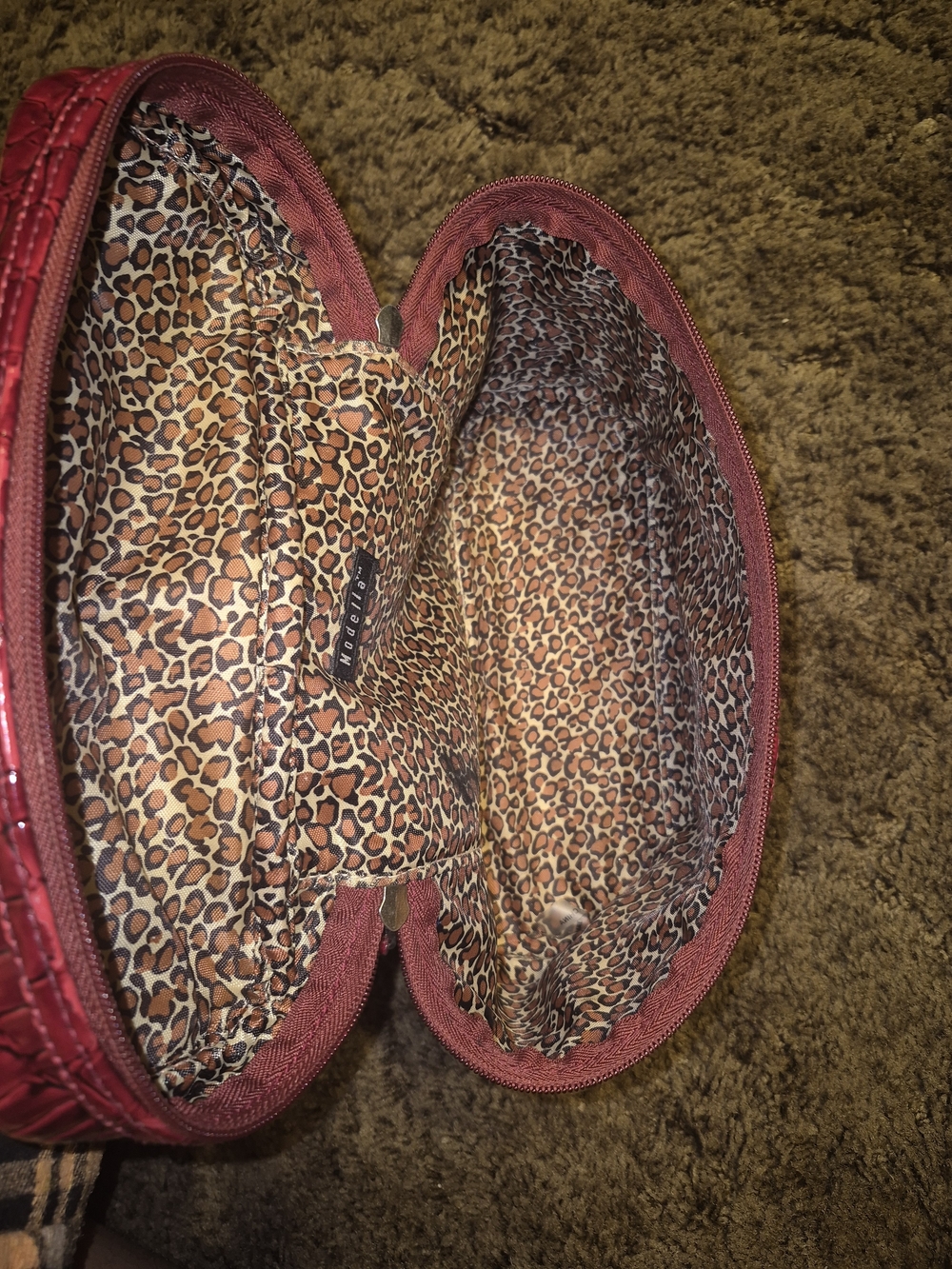 Modella Red Croc-Embossed Cosmetic Case with Top Handle - Picture 6 of 6